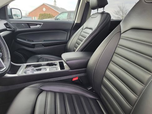 Used 2024 Ford Edge SEL w/ Convenience Package image 20