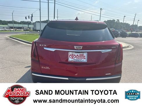 Used 2024 Cadillac XT5 Premium Luxury w/ Technology Package FWD image 4