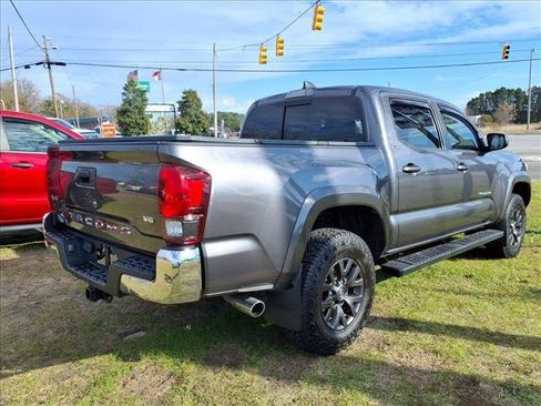 Used 2021 Toyota Tacoma SR5 image 8
