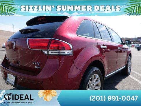 Used 2013 Lincoln MKX AWD image 8