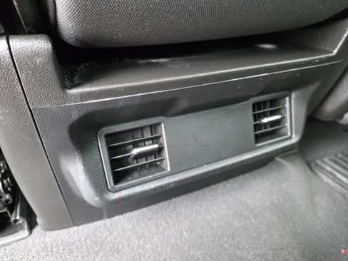 Used 2022 Chevrolet Silverado 1500 Custom Trail Boss image 24