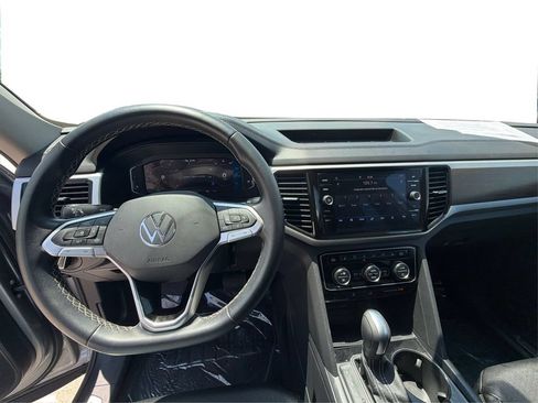 Used 2023 Volkswagen Atlas SE FWD image 29
