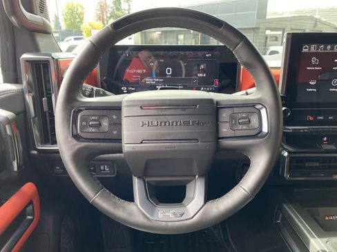 Used 2026 GMC Hummer EV 4x4 Crew Cab w/ Carbon Fiber Edition Package image 19