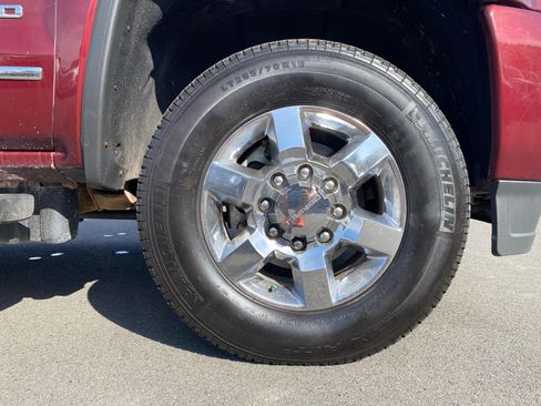 Used 2016 GMC Sierra 3500 Denali w/ Duramax Plus Package image 9