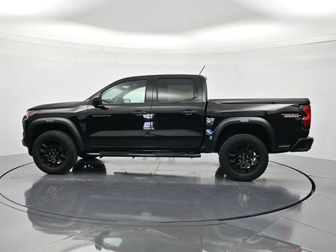 Used 2024 Chevrolet Colorado Trail Boss w/ Advanced Trailering Package AWD/4WD image 8