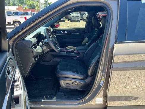 Used 2026 Ford Explorer Tremor w/ Tremor Convenience Package AWD/4WD image 13