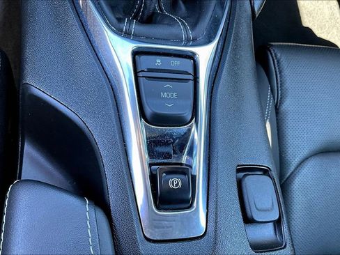 Used 2022 Chevrolet Camaro LT image 16