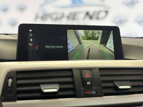 Used 2018 BMW 320i xDrive Sedan w/ Convenience Package image 33