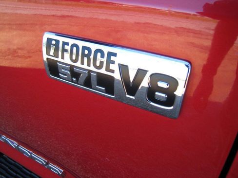 Used 2019 Toyota Tundra SR5 image 27