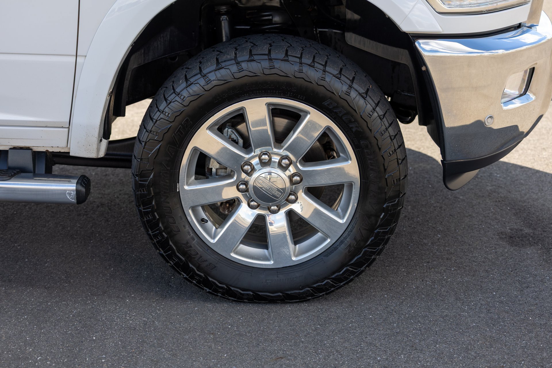 Used 2018 RAM 3500 Laramie w/ Cold Weather Group AWD/4WD image 27