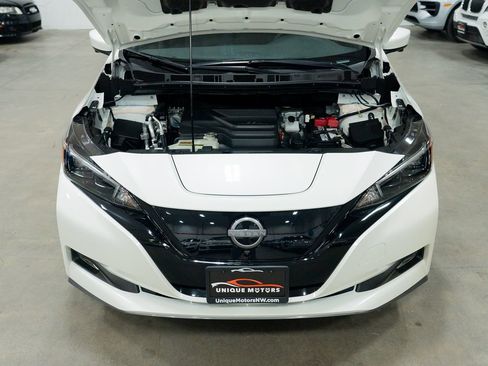 Used 2025 Nissan Leaf SV Plus image 41