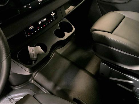New 2025 Mercedes-Benz Sprinter 2500 image 24