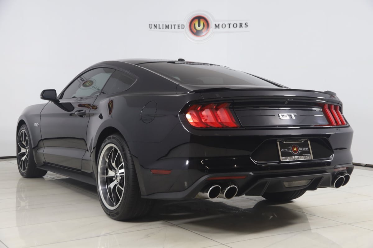 Used 2019 Ford Mustang GT Premium w/ Equipment Group 401A RWD image 4