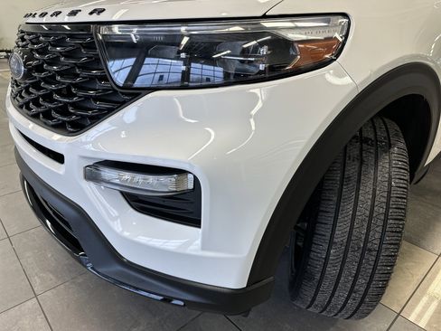 Certified 2023 Ford Explorer ST-Line w/ Class IV Trailer Tow Package image 20