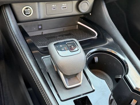 Certified 2023 Nissan Rogue Platinum FWD image 23
