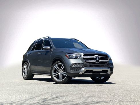 Used 2022 Mercedes-Benz GLE 350 4MATIC image 2