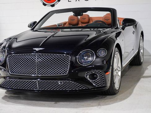 Used 2022 Bentley Continental GT image 30
