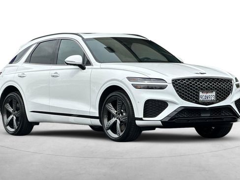 Used 2023 Genesis GV70 2.5T Sport Prestige w/ Sport Prestige Package image 8