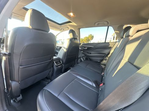 Used 2022 Subaru Outback Limited image 27