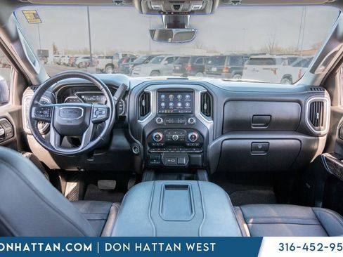Used 2021 GMC Sierra 1500 Denali w/ Technology Package AWD/4WD image 3