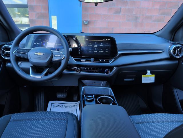 Used 2026 Chevrolet Equinox LT FWD image 14