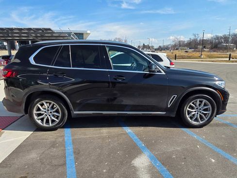 Used 2021 BMW X5 xDrive40i image 4