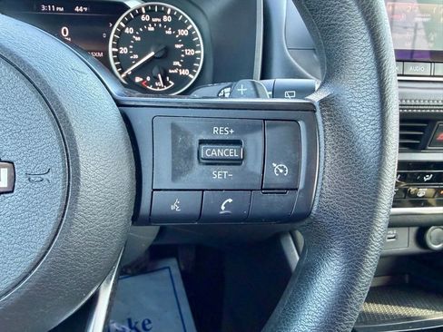 Used 2022 Nissan Rogue S image 20