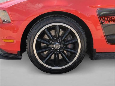 Used 2012 Ford Mustang Boss 302 w/ Boss 302 Accessory Pkg RWD image 19