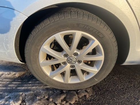 Used 2013 Volkswagen Jetta SportWagen image 10