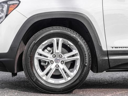 Used 2023 GMC Terrain SLE w/ Driver Convenience Package FWD image 38