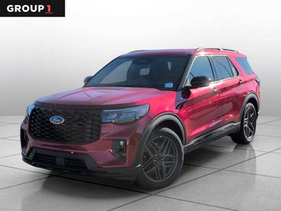 New 2025 Ford Explorer ST-Line w/ Premium Package