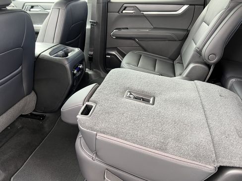 New 2026 GMC Acadia Elevation w/ Black Edition AWD/4WD image 18