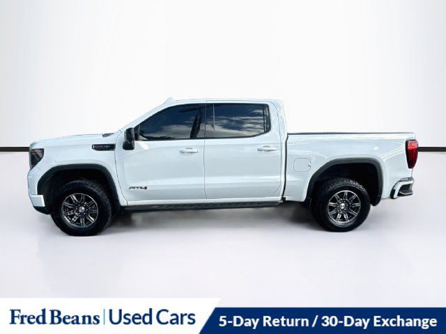 Used 2024 GMC Sierra 1500 AT4 w/ Technology Package AWD/4WD image 5