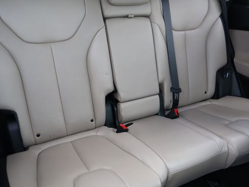 Used 2020 Hyundai Santa Fe Limited image 19