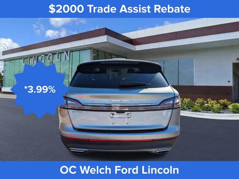 Used 2023 Lincoln Nautilus Reserve w/ Equipment Group 201A image 6