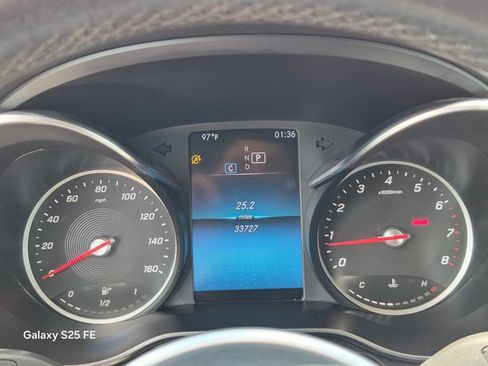 Used 2022 Mercedes-Benz GLC 300 image 11