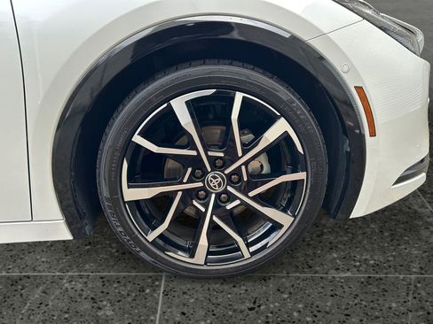Used 2024 Toyota Prius Prime Premium image 9