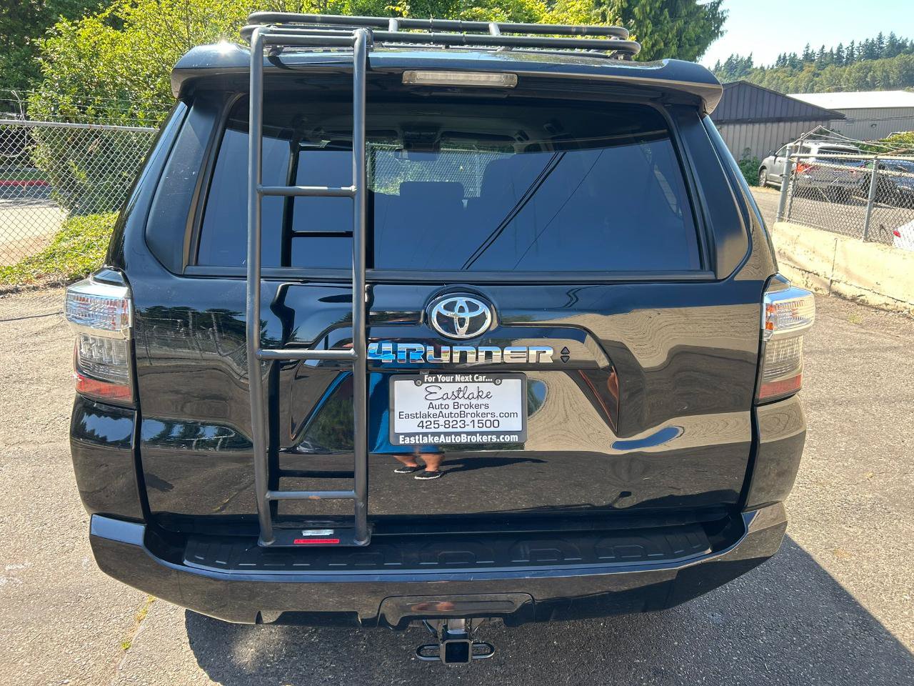Used 2020 Toyota 4Runner SR5 Premium AWD/4WD image 5