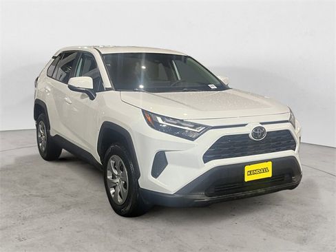 Used 2023 Toyota RAV4 LE image 3