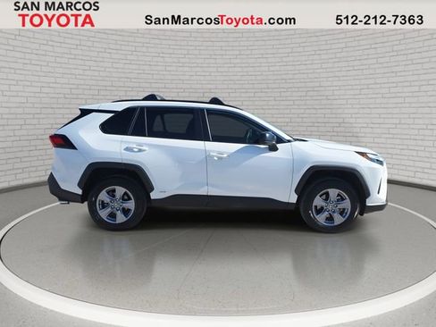 Certified 2025 Toyota RAV4 LE image 4