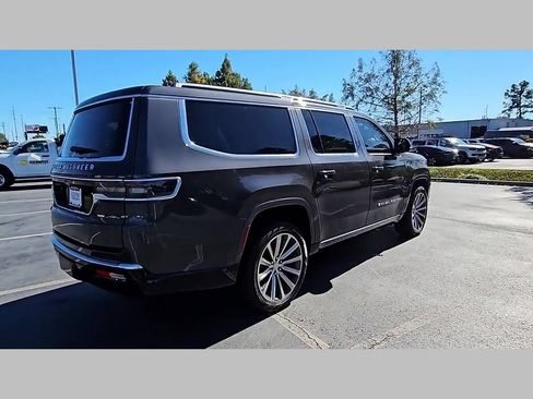 Used 2024 Jeep Grand Wagoneer L 4WD image 30