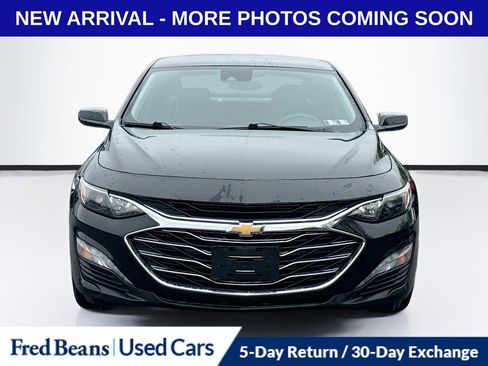 Used 2024 Chevrolet Malibu LT FWD image 2