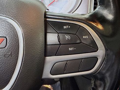 Used 2020 Dodge Charger SXT w/ Leather Interior Group image 15