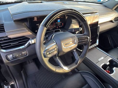 Certified 2024 GMC Acadia Denali w/ Super Cruise Package image 10