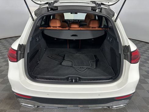 Used 2023 Mercedes-Benz GLC 300 4MATIC image 26