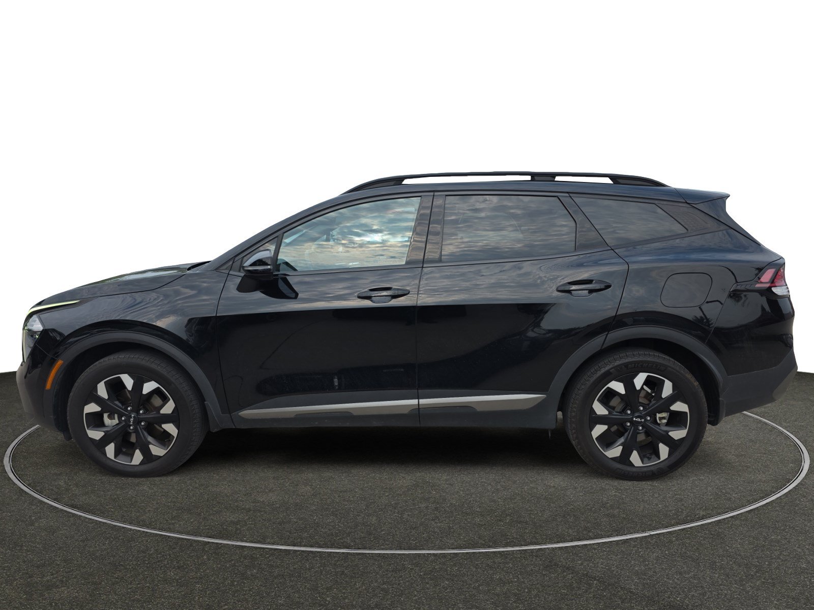 Used 2023 Kia Sportage X-Line w/ X-Line Premium Package AWD/4WD image 2