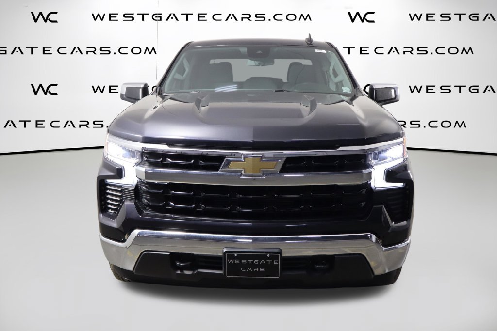 Used 2023 Chevrolet Silverado 1500 LT AWD/4WD image 2