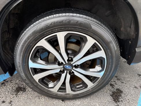 Used 2019 Subaru Forester Limited w/ Popular Package #3 image 7