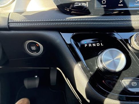 New 2026 Chrysler Pacifica Select image 47