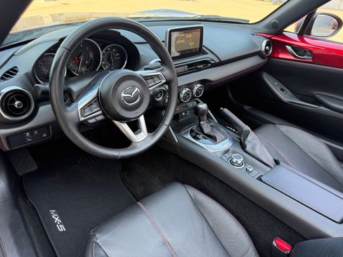 Used 2016 MAZDA MX-5 Miata Grand Touring RWD image 9